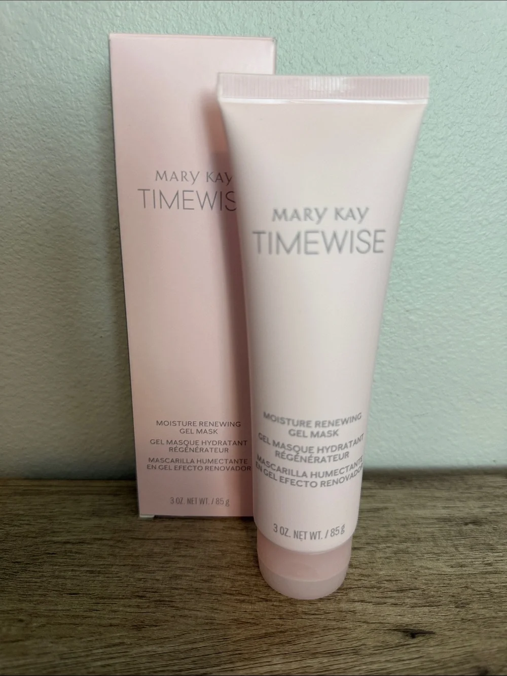 Mary Kay TimeWise Moisture Renewing Gel Mask - Pale Pink